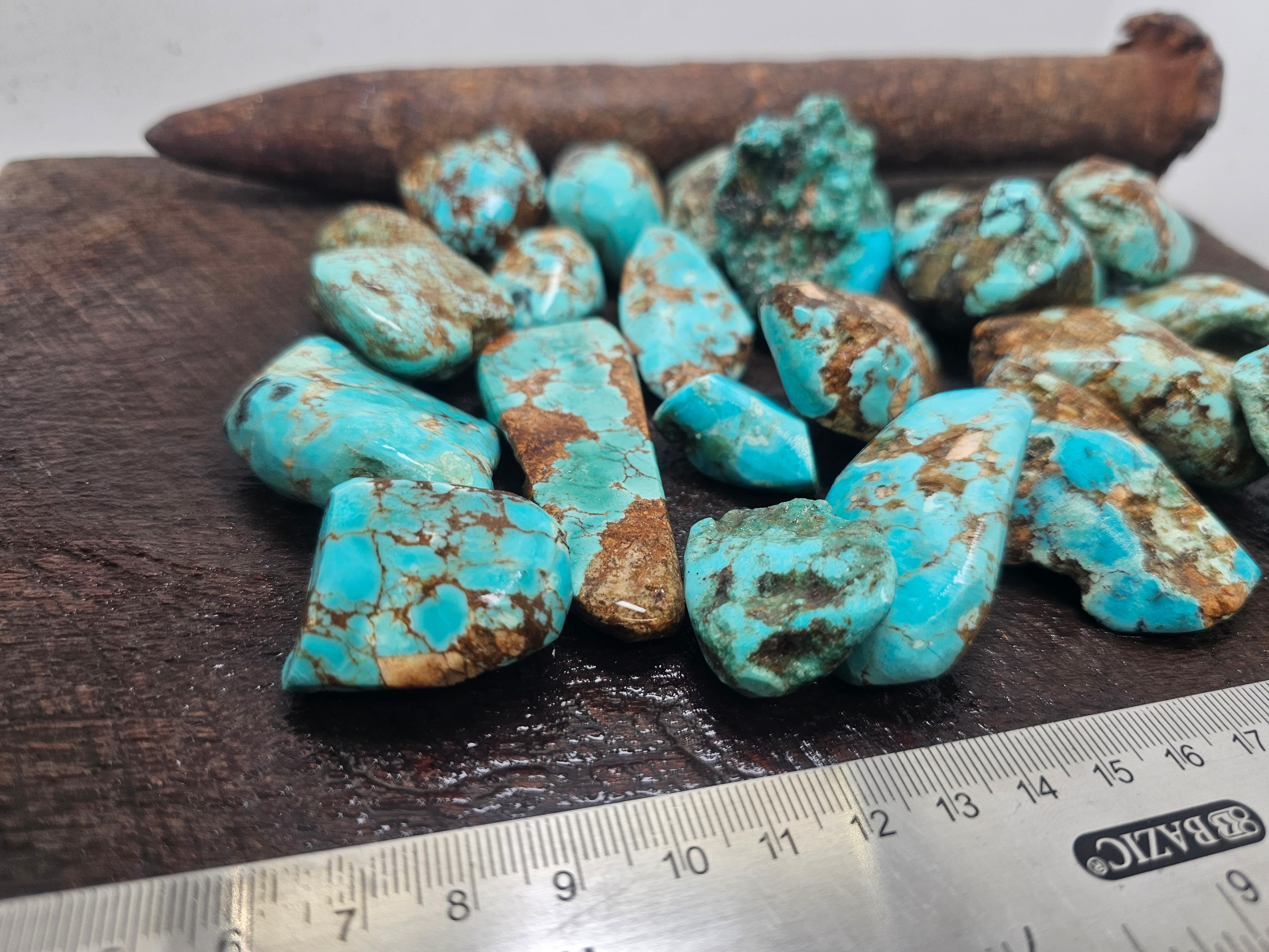 Rough Red Matrix Turquoise — Medium STB