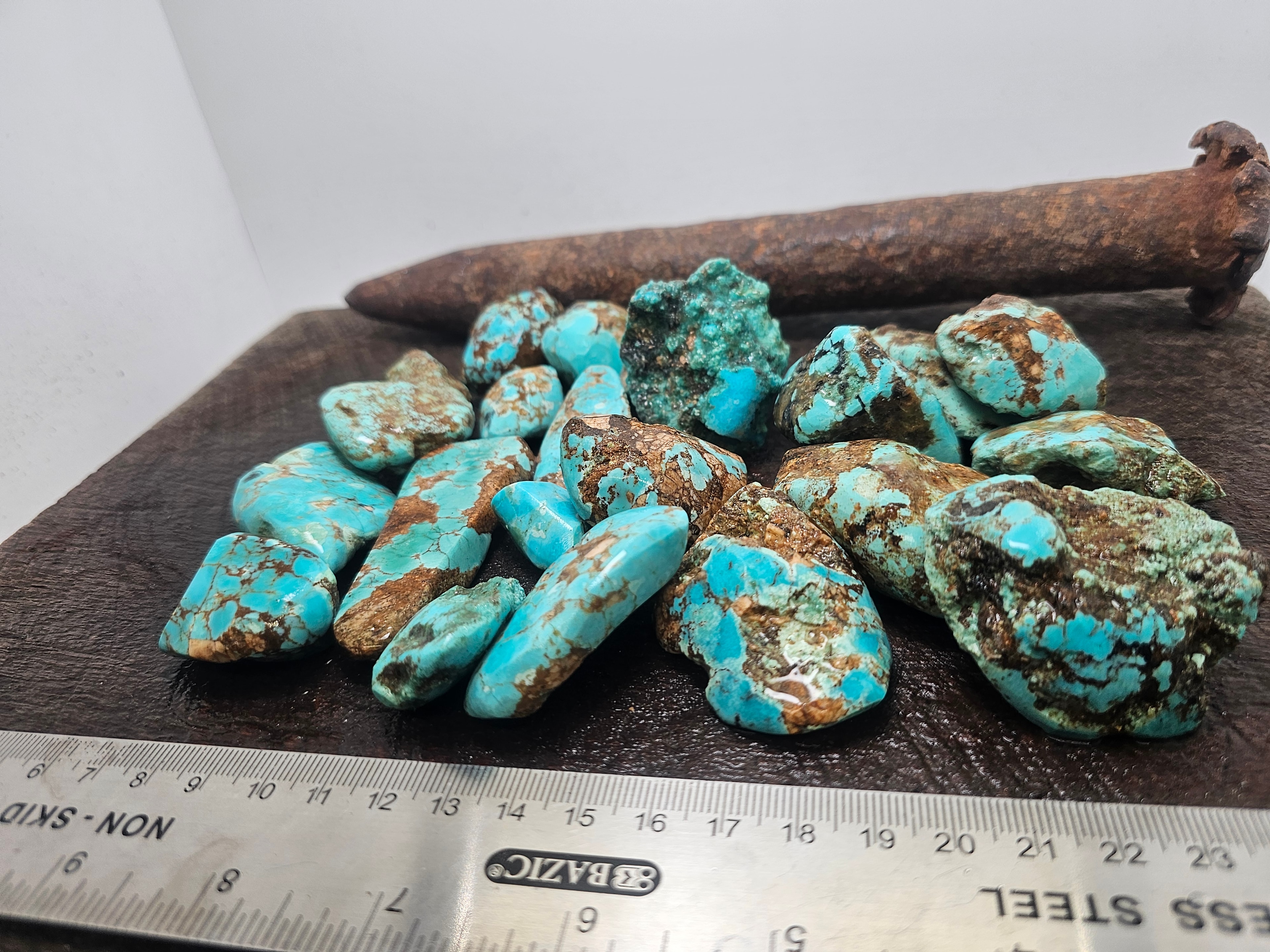 Rough Red Matrix Turquoise — Medium STB view 4
