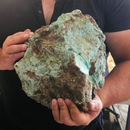 9kg Museum — Grade Turquoise Boulder view 2