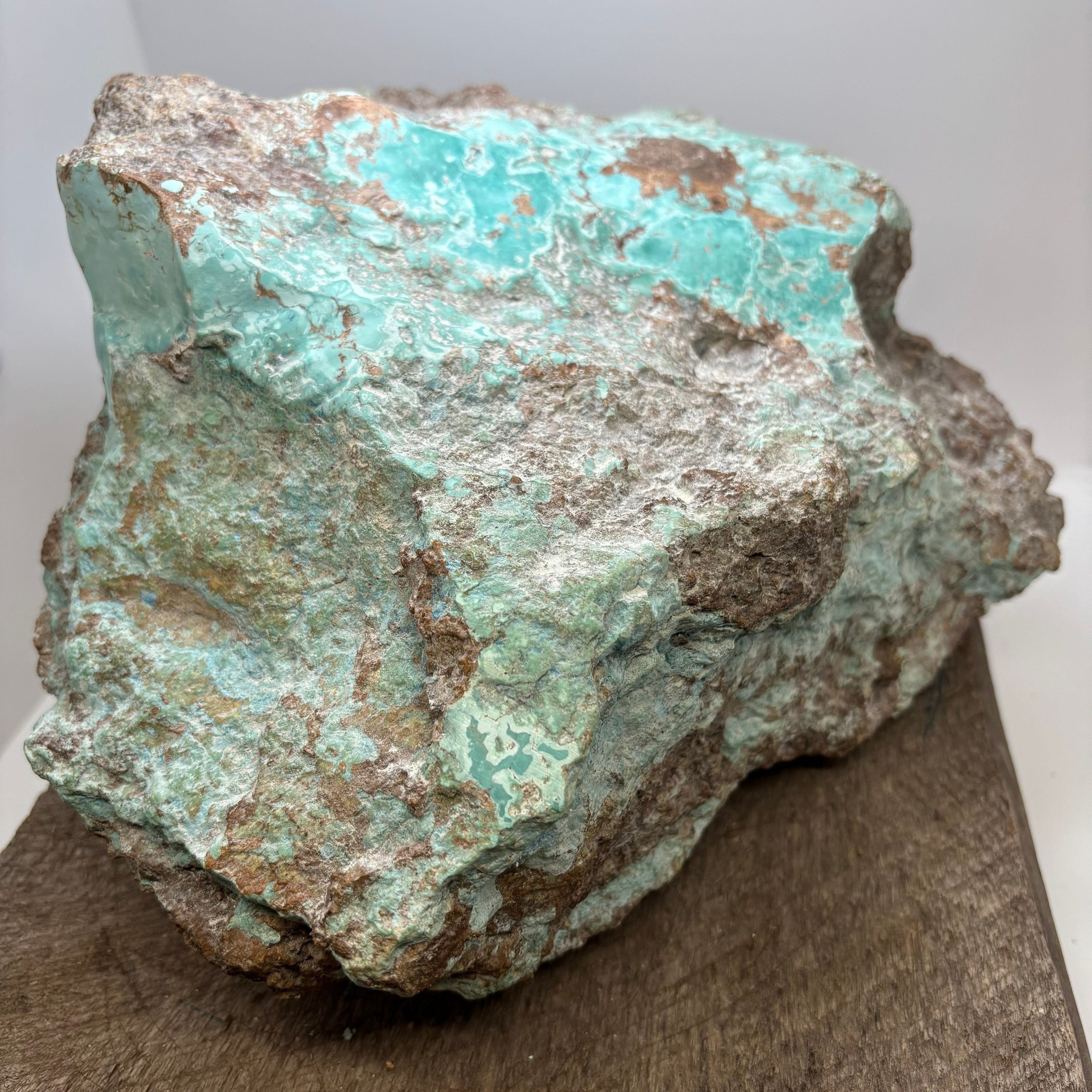 9kg Museum — Grade Turquoise Boulder view 3